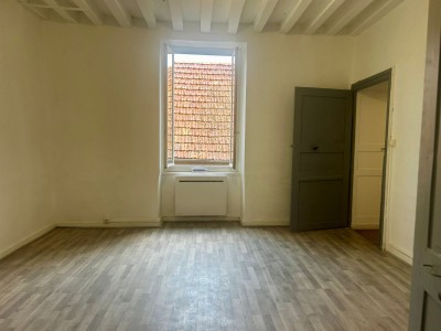 MAISON A VENDRE - CHATILLON EN BAZOIS - 180.38 m2 - 82 000 €