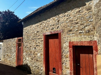 MAISON A VENDRE - CHATILLON EN BAZOIS - 114.95 m2 - 68 000 €