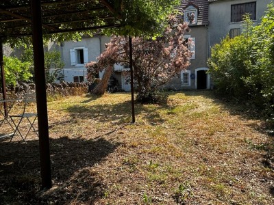 MAISON A VENDRE - CHATILLON EN BAZOIS - 145 m2 - 125 000 €