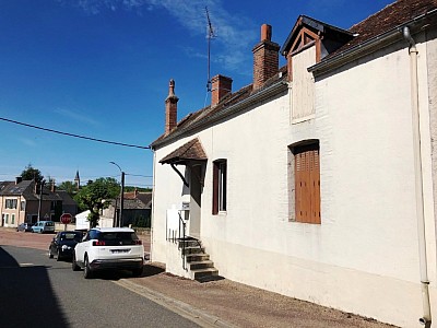 MAISON DE BOURG TOUS COMMERCES A VENDRE - CHATILLON EN BAZOIS - 69.39 m2 - 34000 €