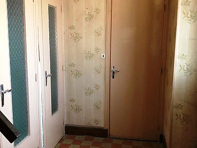 MAISON DE BOURG TOUS COMMERCES 34000  A VENDRE - CHATILLON EN BAZOIS - 69.39 m2 - 34000€