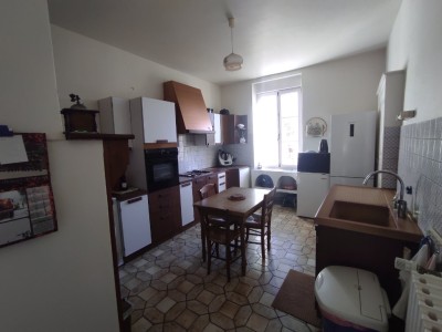 MAISON A VENDRE - CHAUMARD - 218.68 m2 - 336�000�&euro;