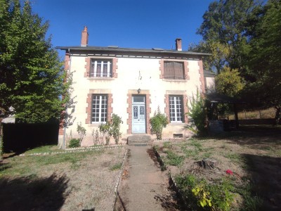 MAISON A VENDRE - CHAUMARD - 157.51 m2 - 142 000 €