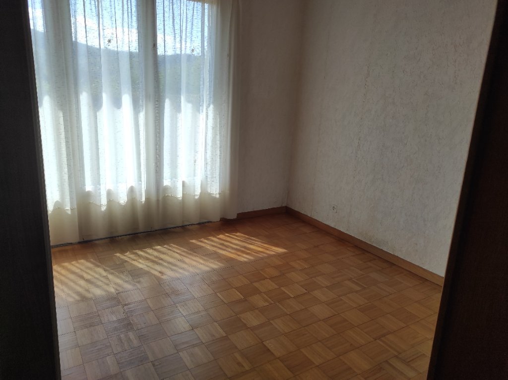 Maison sur sous sol et d�pendances - CORANCY - 111.31 m2 - VENDU