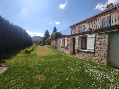 Maison sur sous sol et dépendances A VENDRE - CORANCY - 111.31 m2 - 120 000 €