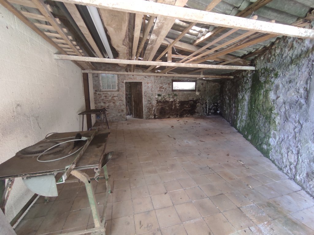 Maison sur sous sol et d�pendances - CORANCY - 111.31 m2 - VENDU