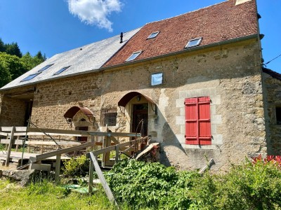 MAISON A VENDRE - CRUX LA VILLE - 200.26 m2 - 175000€
