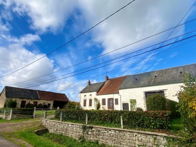 MAISON A VENDRE - CRUX LA VILLE - 81.77 m2 - 77 000 €