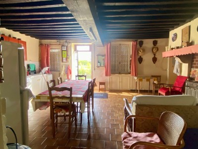 MAISON A VENDRE - CRUX LA VILLE - 81.77 m2 - 77 000 €