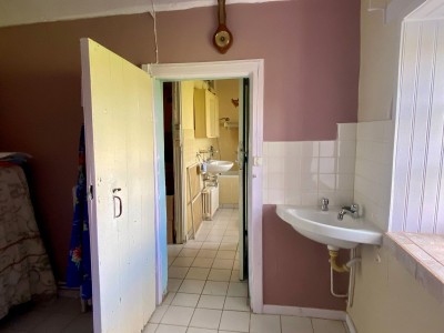 MAISON A VENDRE - CRUX LA VILLE - 81.77 m2 - 77 000 €