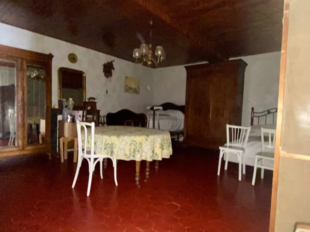MAISON - CRUX LA VILLE - 81.77 m2 - VENDU