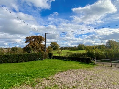 MAISON A VENDRE - CRUX LA VILLE - 81.77 m2 - 77 000 €