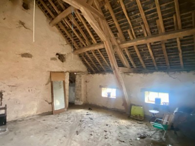 MAISON A VENDRE - CRUX LA VILLE - 81.77 m2 - 77 000 €