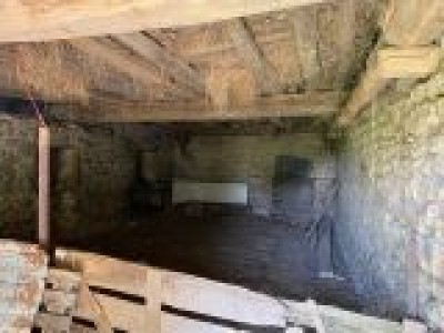 MAISON A VENDRE - CRUX LA VILLE - 81.77 m2 - 77 000 €