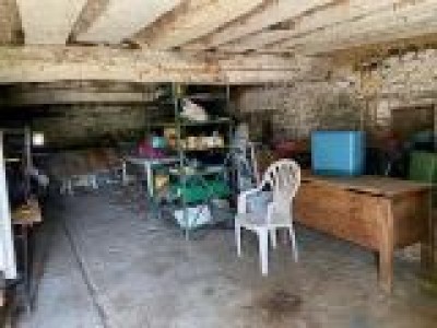 MAISON A VENDRE - CRUX LA VILLE - 81.77 m2 - 77 000 €