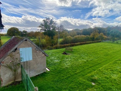 MAISON A VENDRE - CRUX LA VILLE - 81.77 m2 - 77 000 €