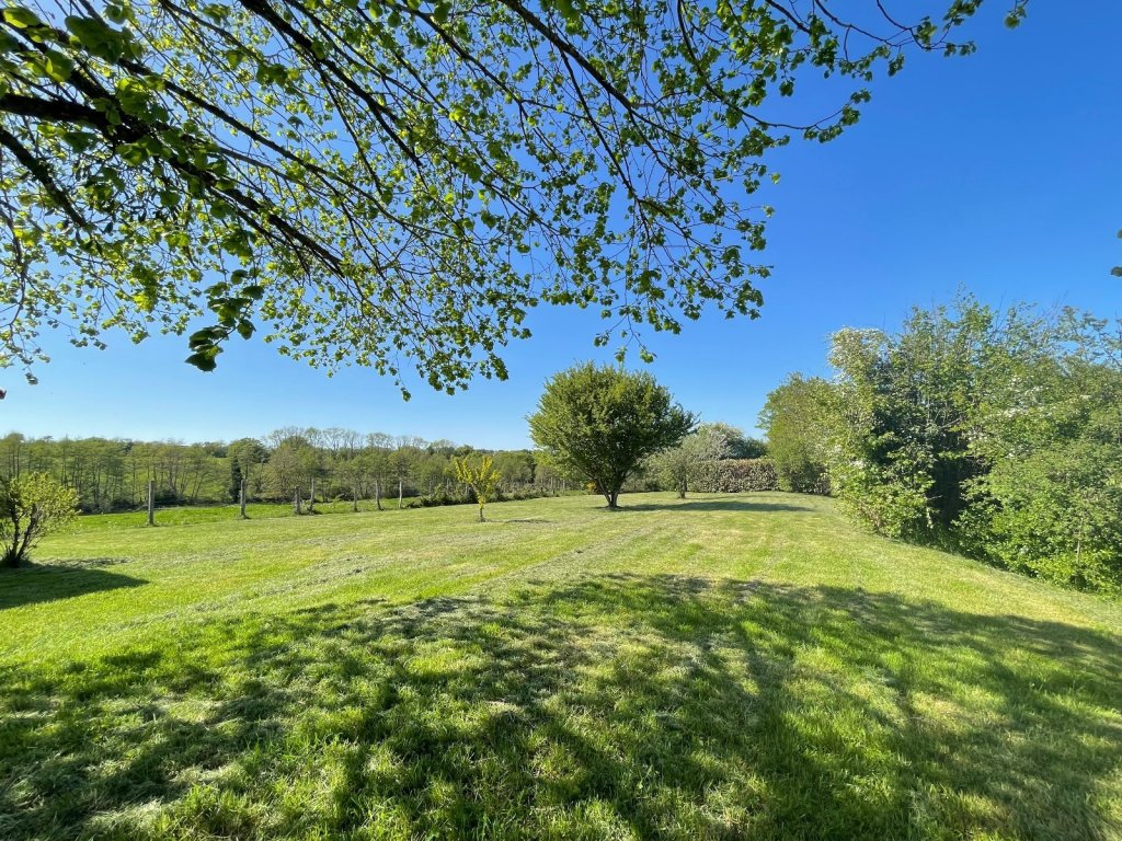 MAISON - EPIRY - 62.6 m2 - VENDU