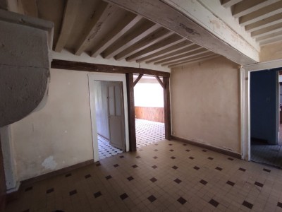 Maison 6 pices, 4 chambres A VENDRE - MAUX - 138.47 m2 - 138000€