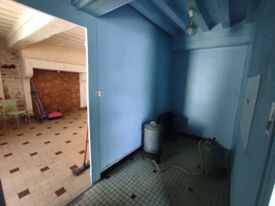 Maison 6 pices, 4 chambres A VENDRE - MAUX - 138.47 m2 - 138000€