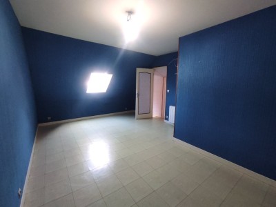 Maison 6 pices, 4 chambres A VENDRE - MAUX - 138.47 m2 - 138000€