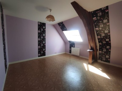 Maison 6 pices, 4 chambres A VENDRE - MAUX - 138.47 m2 - 138000€