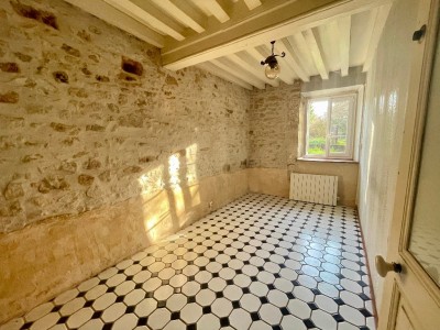 Maison 6 pièces, 4 chambres A VENDRE - MAUX - 138.47 m2 - 88 000 &euro;