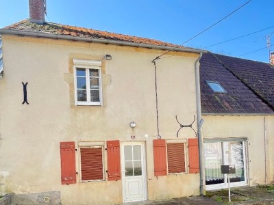 Maison 6 pièces, 4 chambres A VENDRE - MAUX - 138.47 m2 - 88 000 &euro;