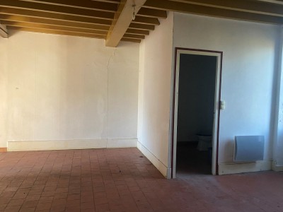 MAISON A VENDRE - MONTAPAS - 136.69 m2 - 54000€
