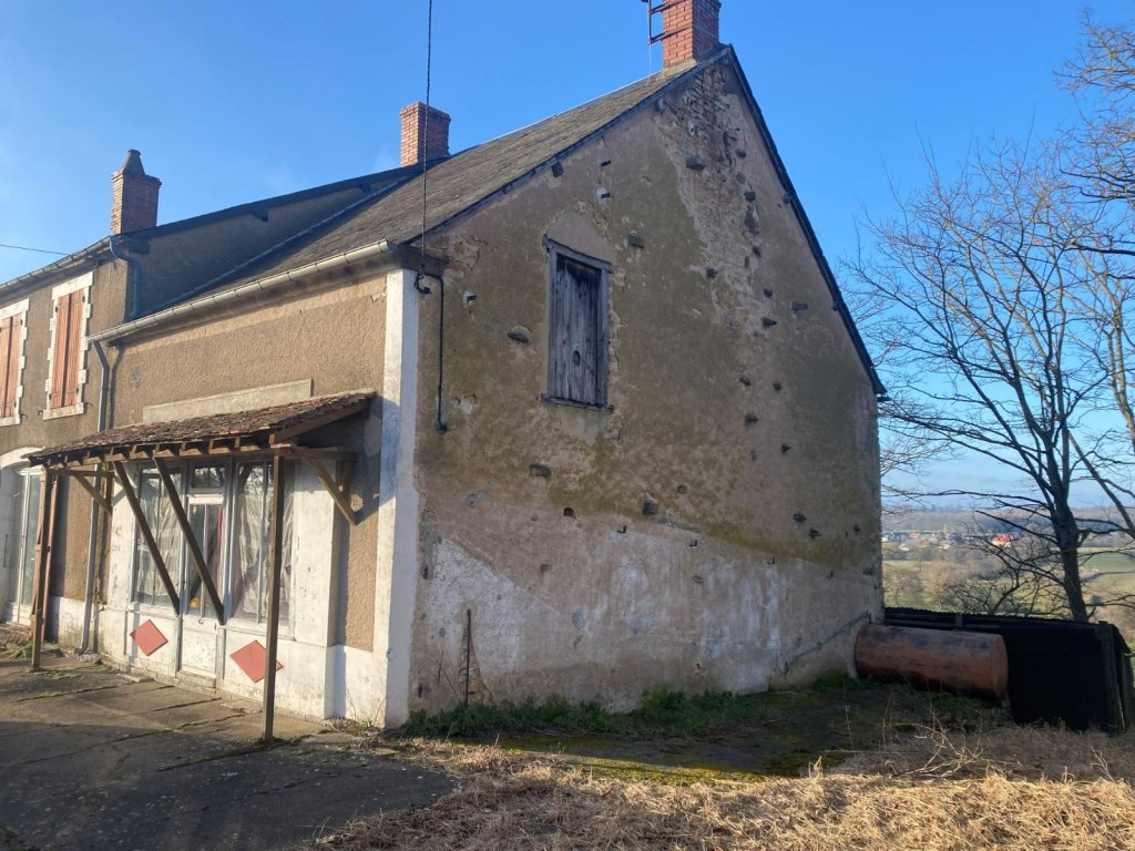 MAISON - MONTAPAS - 136.69 m2 - VENDU