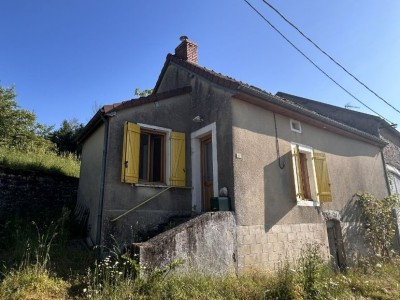 MAISON A VENDRE - MONTAPAS - 51.7 m2 - 49 000 €