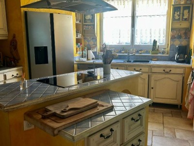 MAISON A VENDRE - MONTAPAS - 185.93 m2 - 120 000 €