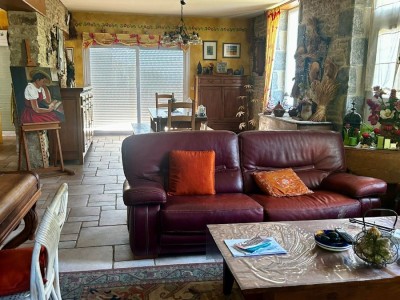 MAISON A VENDRE - MONTAPAS - 185.93 m2 - 120 000 €
