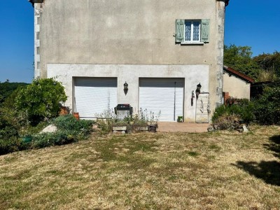 MAISON A VENDRE - MONTAPAS - 185.93 m2 - 120 000 €