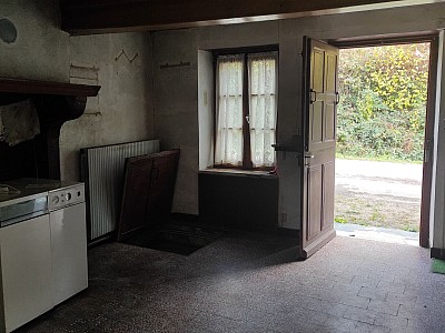 MAISON A VENDRE - MONTIGNY EN MORVAN - 63.4 m2 - 45000€