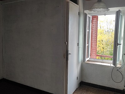 MAISON A VENDRE - MONTIGNY EN MORVAN - 63.4 m2 - 45000€