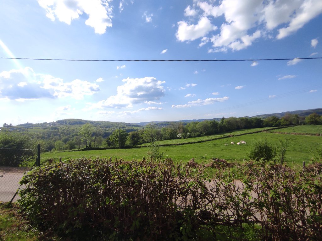 MAISON - MONTIGNY EN MORVAN - 66 m2 - VENDU