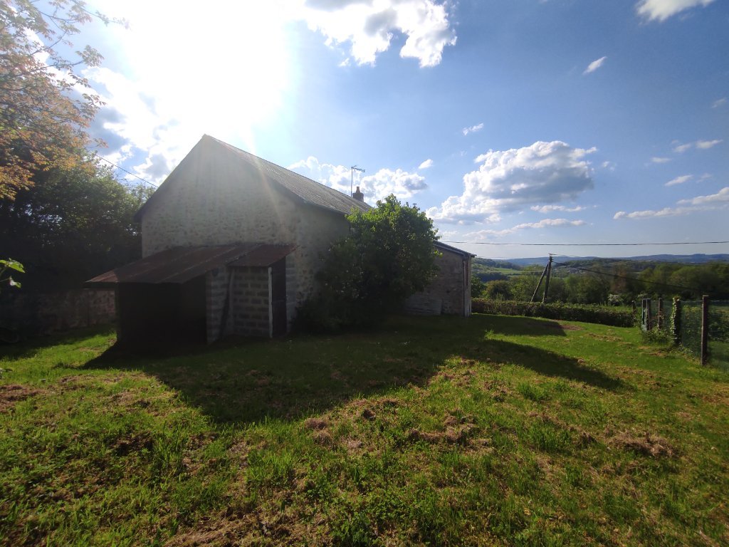 MAISON - MONTIGNY EN MORVAN - 66 m2 - VENDU