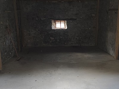 MAISON A VENDRE - MONTIGNY EN MORVAN - 63.4 m2 - 45 000 €