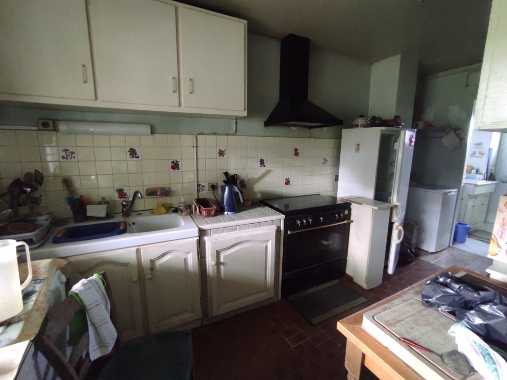 MAISON - MONTIGNY EN MORVAN - 80.55 m2 - VENDU