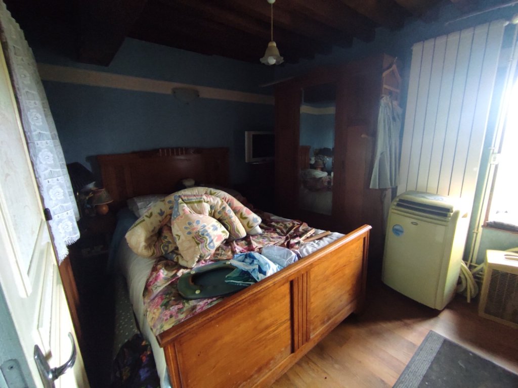 MAISON - MONTIGNY EN MORVAN - 80.55 m2 - VENDU