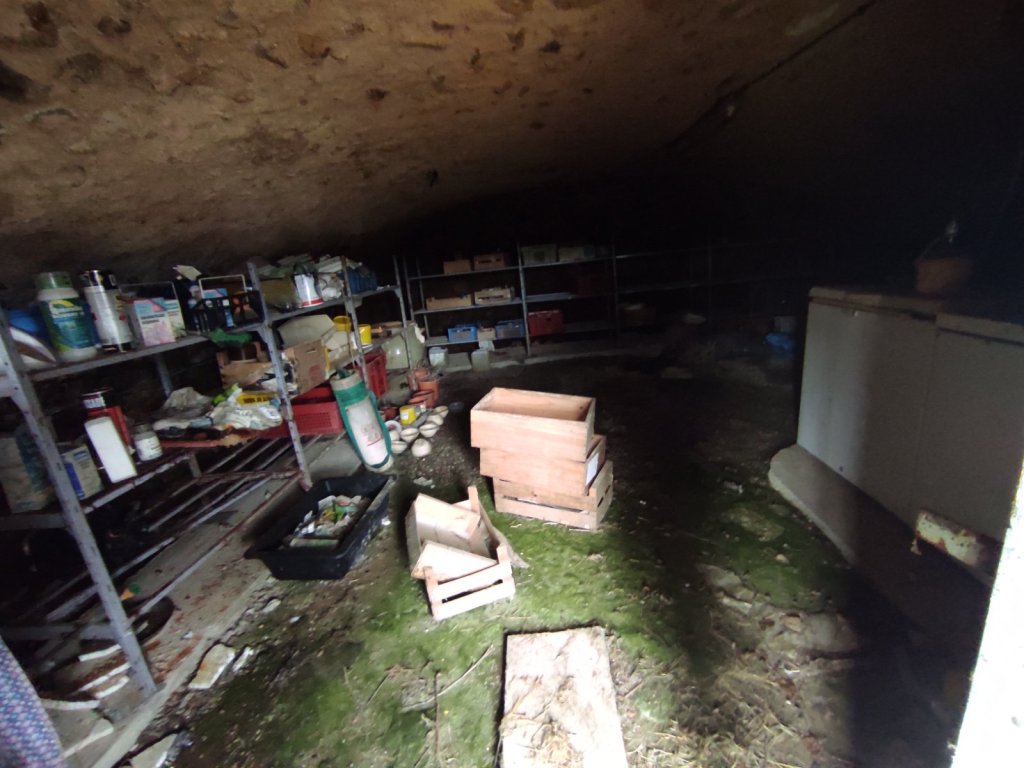 MAISON - MONTIGNY EN MORVAN - 80.55 m2 - VENDU