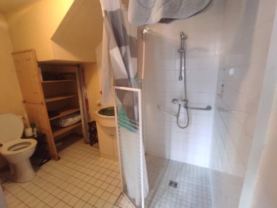 Maison de 11 pices et 6 Chambres A VENDRE - MONTREUILLON - 266.69 m2 - 210000€