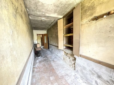 MAISON A VENDRE - MONTREUILLON - 249 m2 - 78 000 &euro;