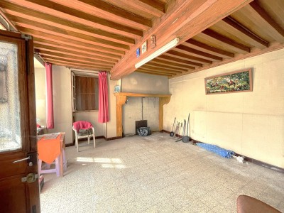 MAISON A VENDRE - MONTREUILLON - 249 m2 - 78 000 &euro;