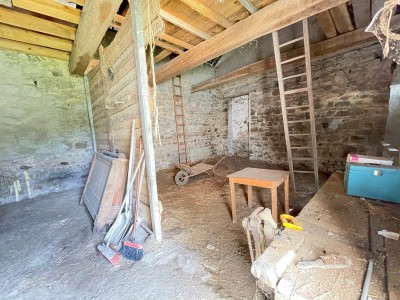 MAISON A VENDRE - MONTREUILLON - 249 m2 - 78 000 &euro;