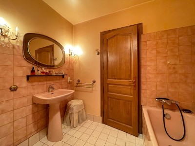 MAISON A VENDRE - MONTREUILLON - 148.73 m2 - 250 000 &euro;
