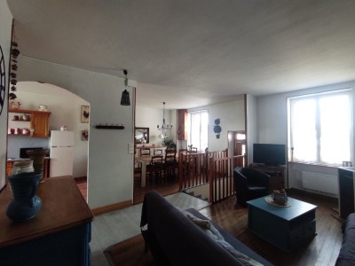 Maison de ville A VENDRE - MONTSAUCHE LES SETTONS - 157 m2 - 130000€