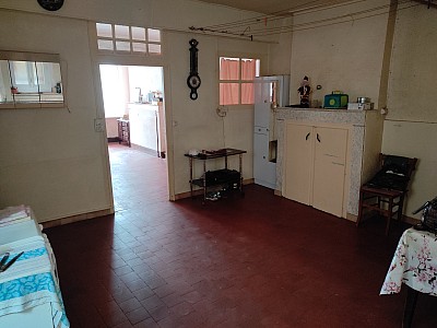 MAISON A VENDRE - MOULINS ENGILBERT - 110.71 m2 - 49000€