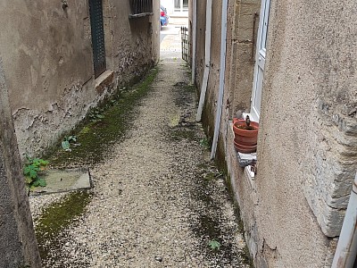 MAISON A VENDRE - MOULINS ENGILBERT - 110.71 m2 - 49000€
