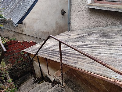 MAISON A VENDRE - MOULINS ENGILBERT - 110.71 m2 - 49000€